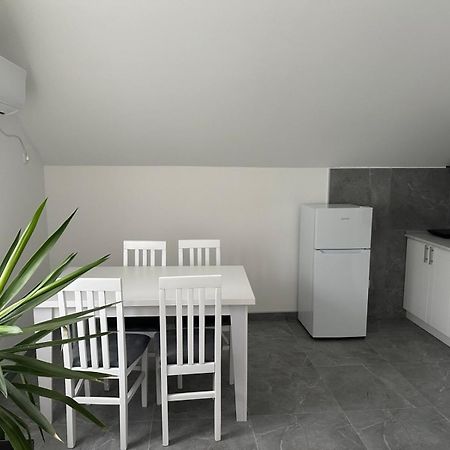Apartment Holiday Vrnjačka Banja Екстериор снимка