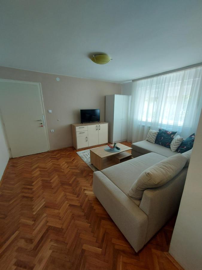 Apartment Holiday Vrnjačka Banja Екстериор снимка