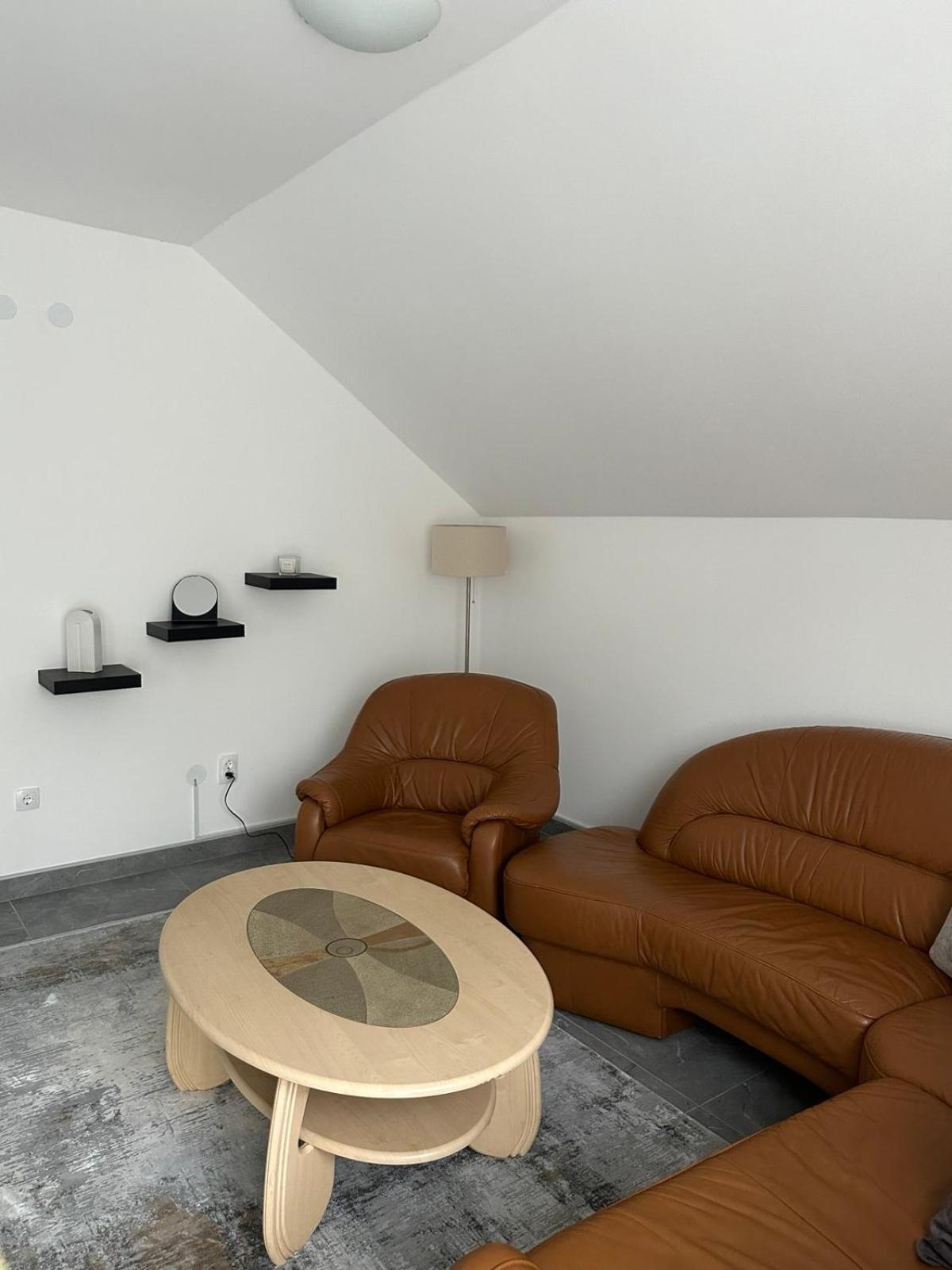 Apartment Holiday Vrnjačka Banja Екстериор снимка