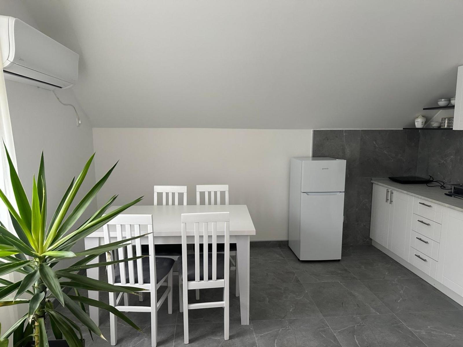 Apartment Holiday Vrnjačka Banja Екстериор снимка
