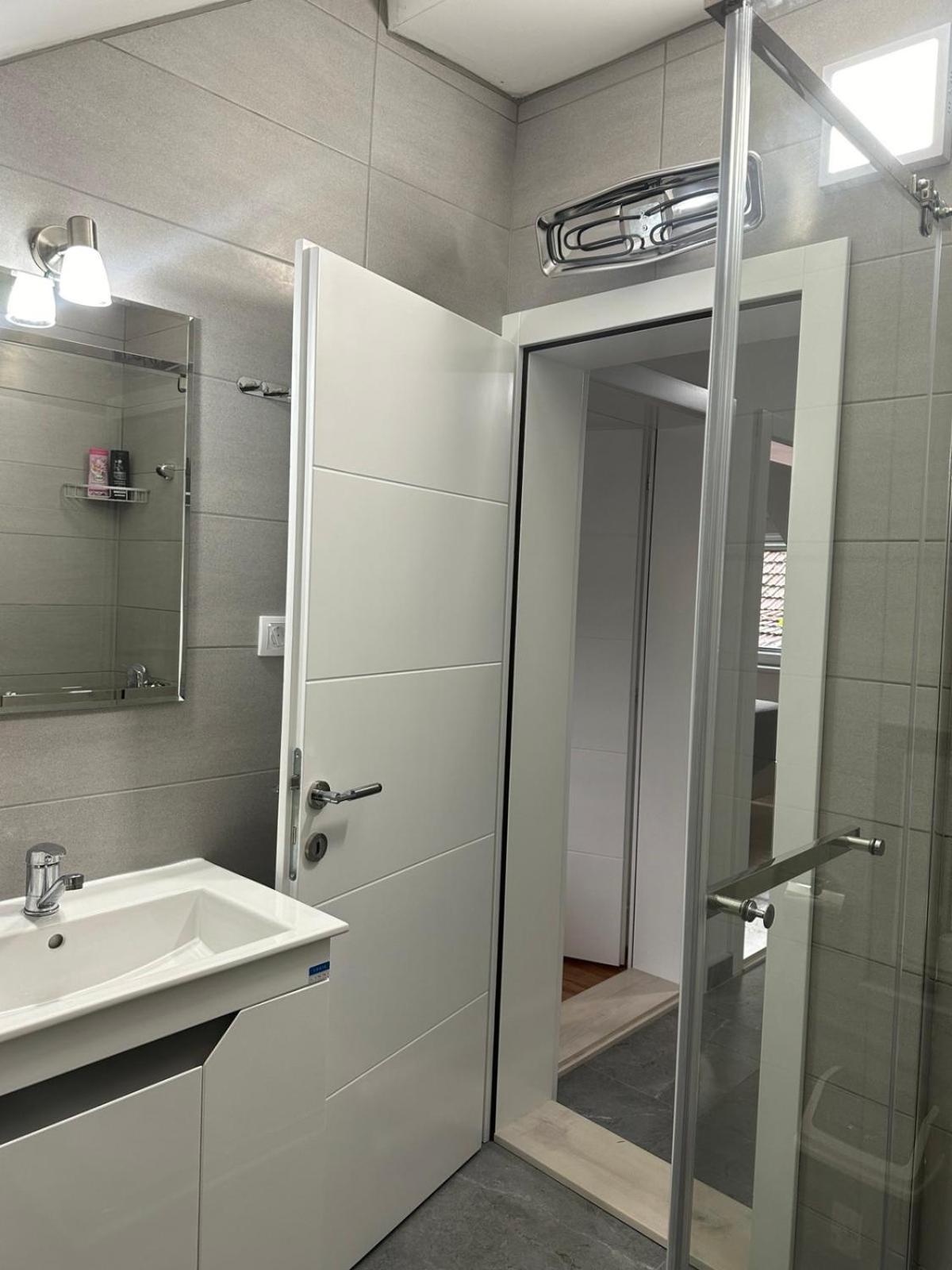 Apartment Holiday Vrnjačka Banja Екстериор снимка