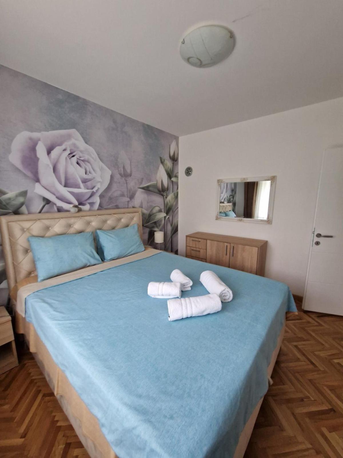 Apartment Holiday Vrnjačka Banja Екстериор снимка