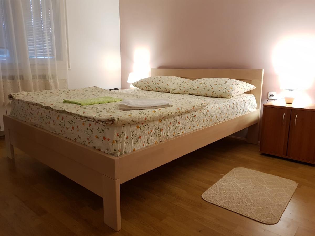 Apartment Holiday Vrnjačka Banja Екстериор снимка