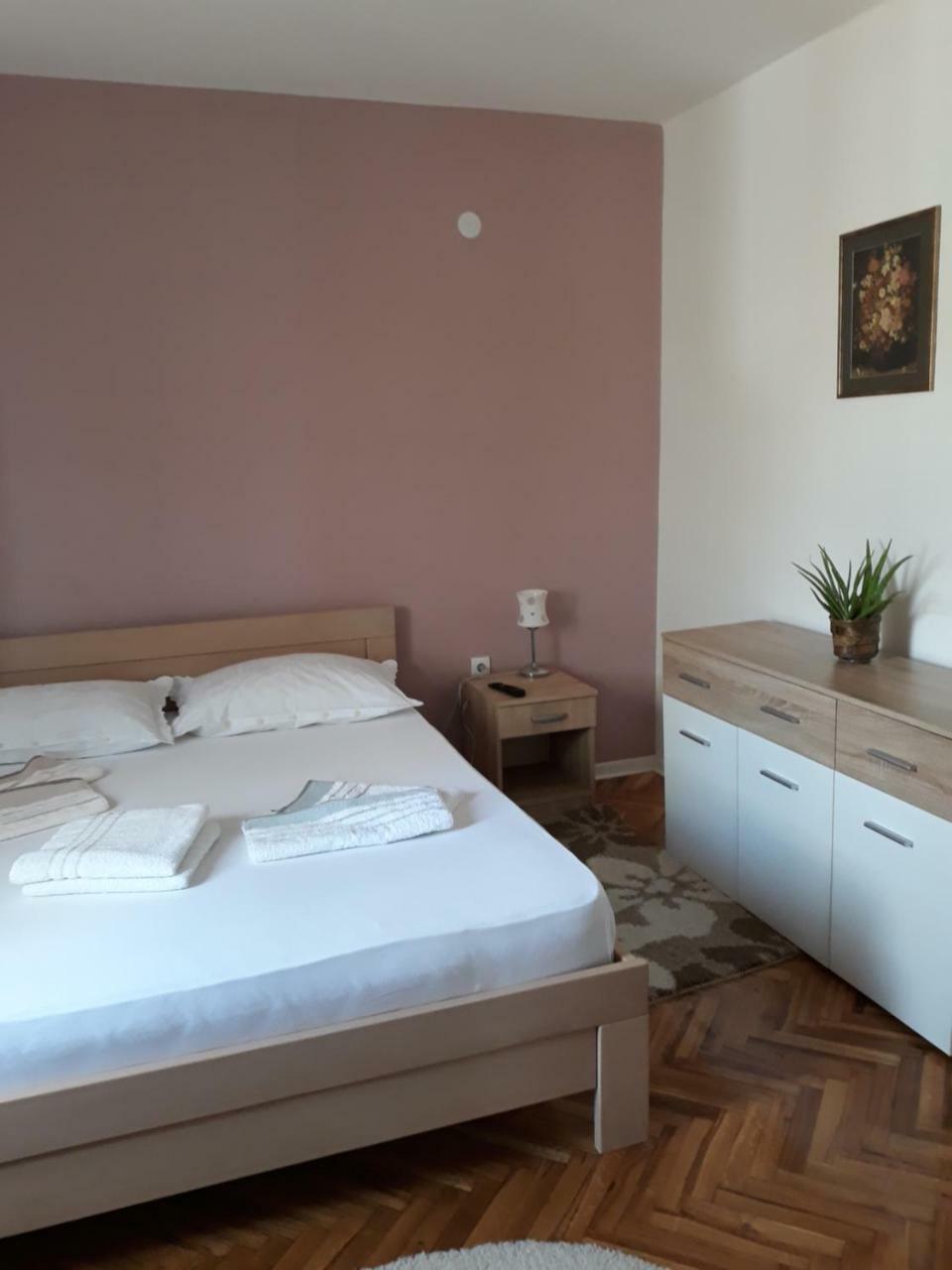 Apartment Holiday Vrnjačka Banja Екстериор снимка