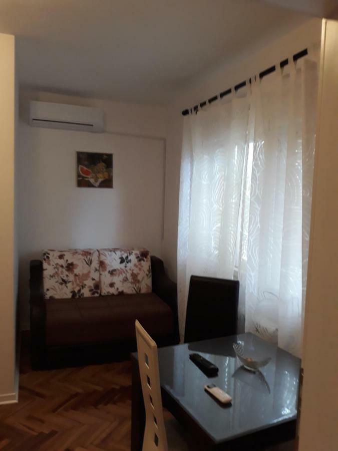 Apartment Holiday Vrnjačka Banja Екстериор снимка